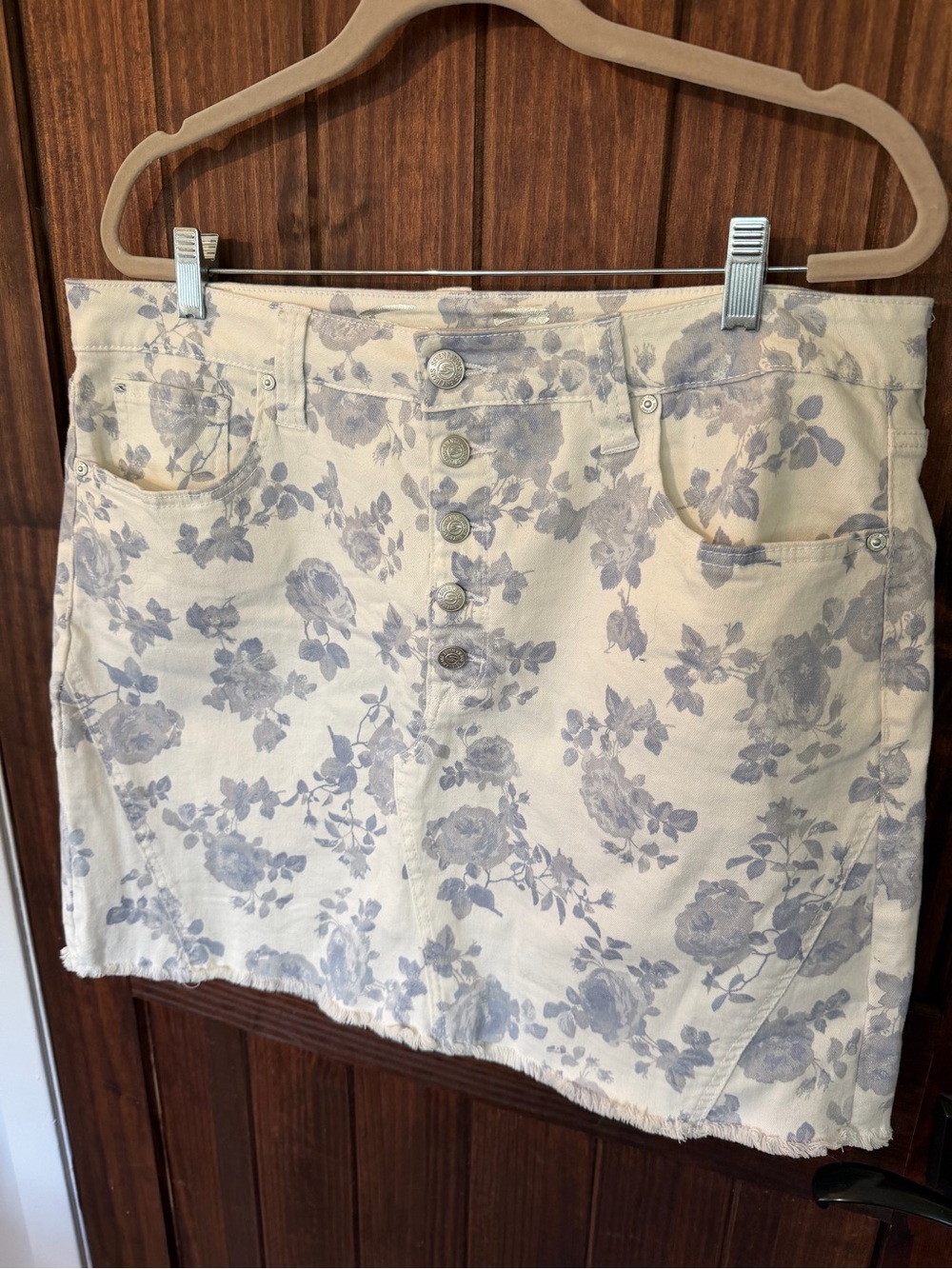 Seven7 Cream Pencil Skirt with Blue Floral Print